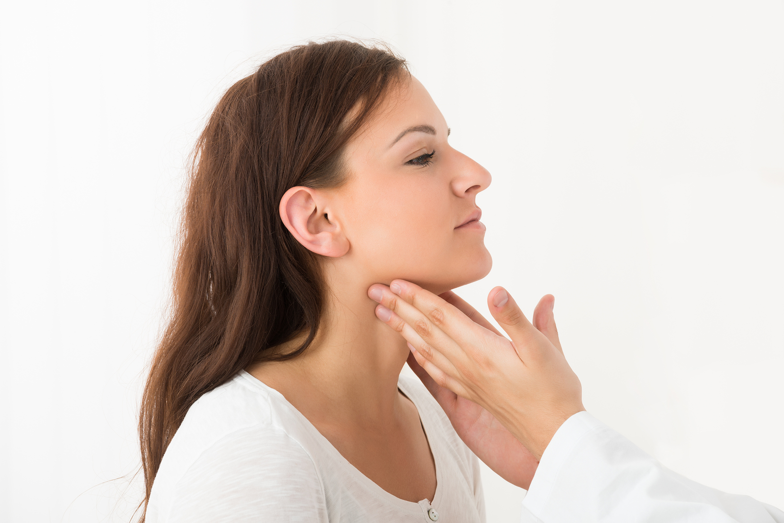 thyroid symptoms in women