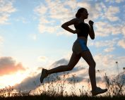 woman running and leptin resistance