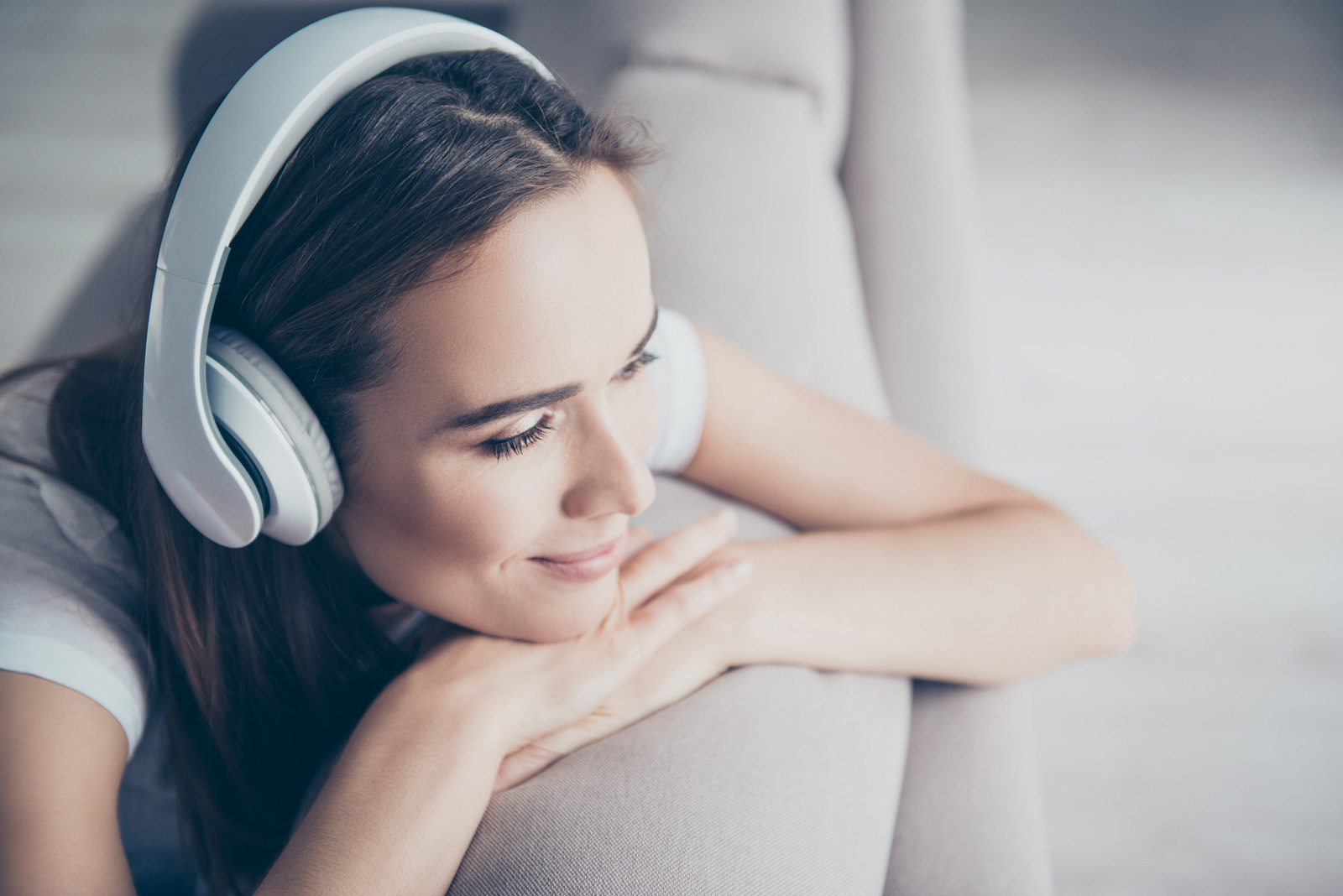 the connection between music and stress